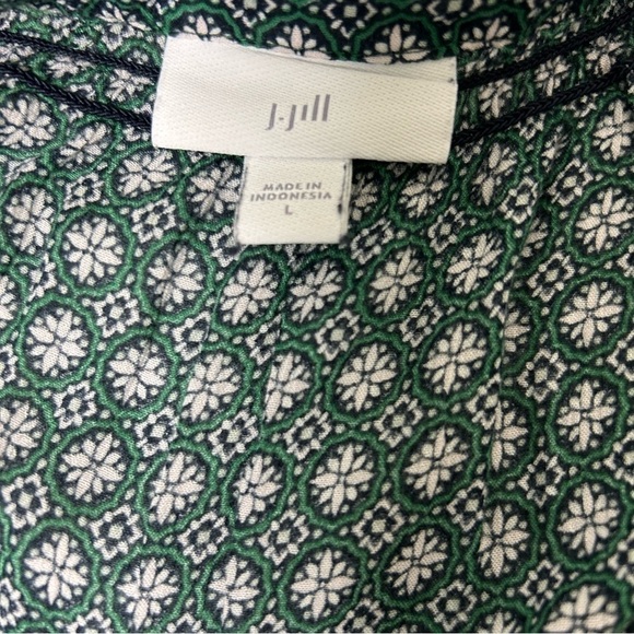 J. Jill Floral Green button down Blouse, Size L - Picture 5 of 6